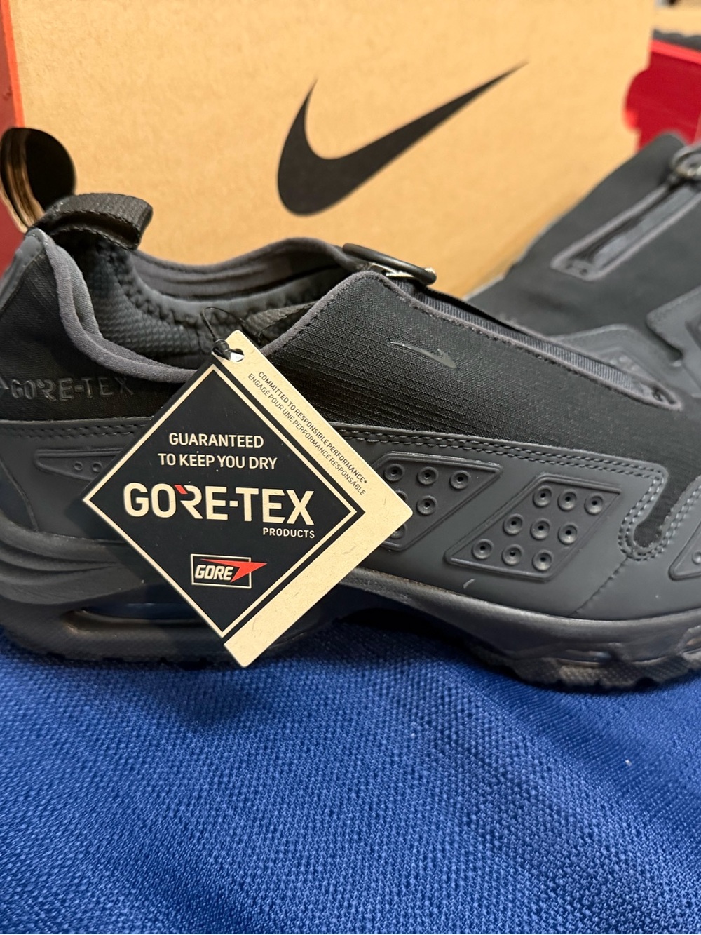 Women’s Nike air max sndr gore-Tex shoes size 8 brand new black GTX shoes
